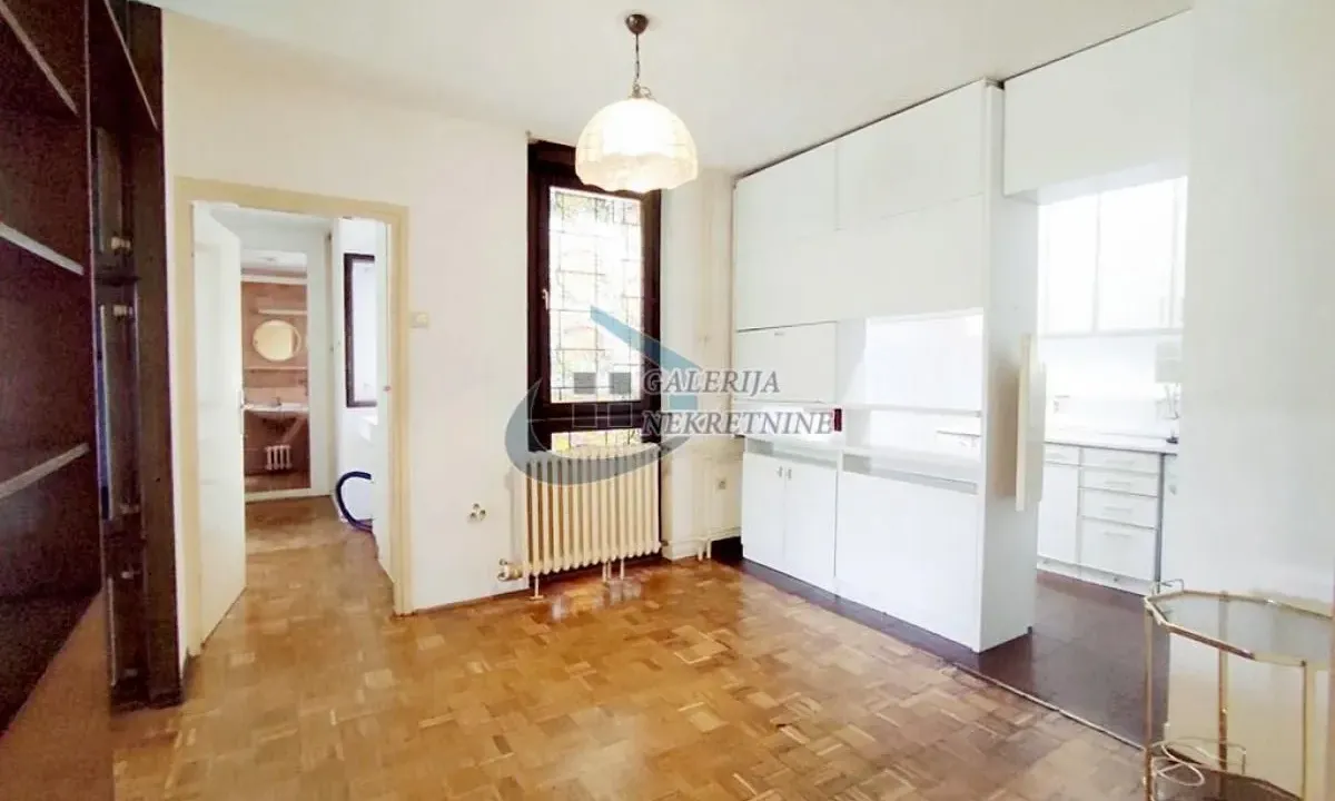 Izdavanje, trosoban stan, 78m², Cerak, Beograd