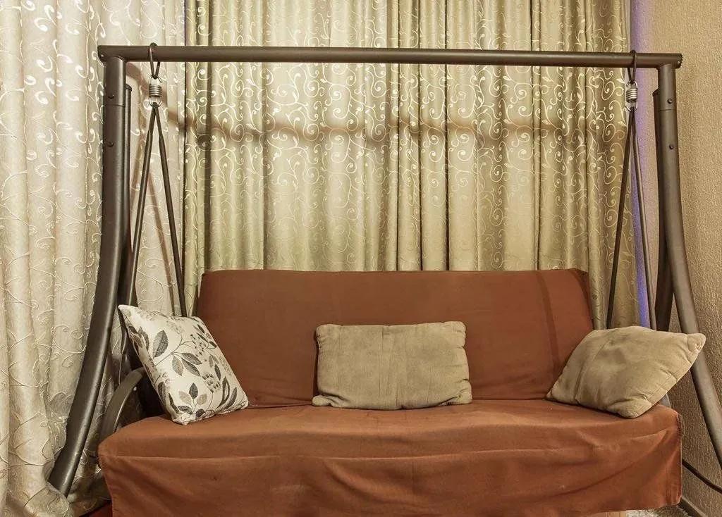 Izdavanje, dvosoban stan, 74m², Ljubović, Podgorica