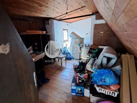 Sale, house, 65m², Lekino Brdo, Voždovac Sve Podlokacije - image 8