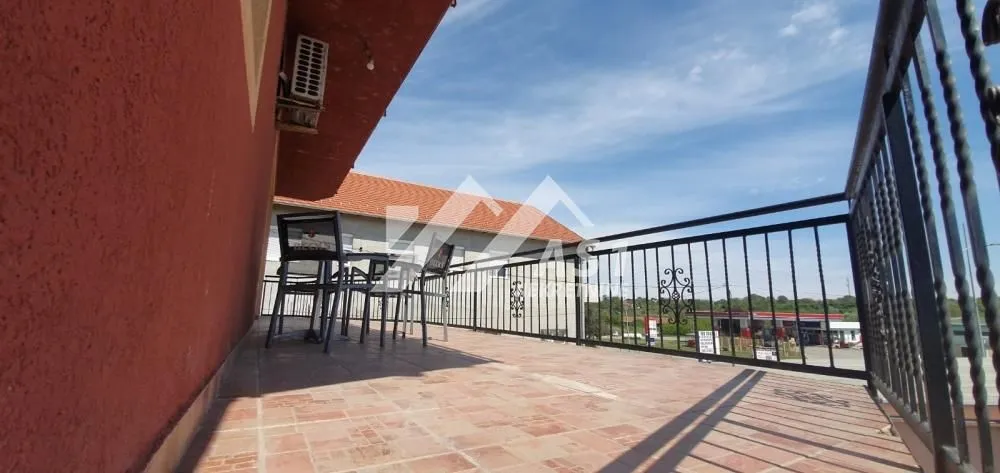 Izdavanje, kuća, 2500m², Bukovački plato, Petrovaradin