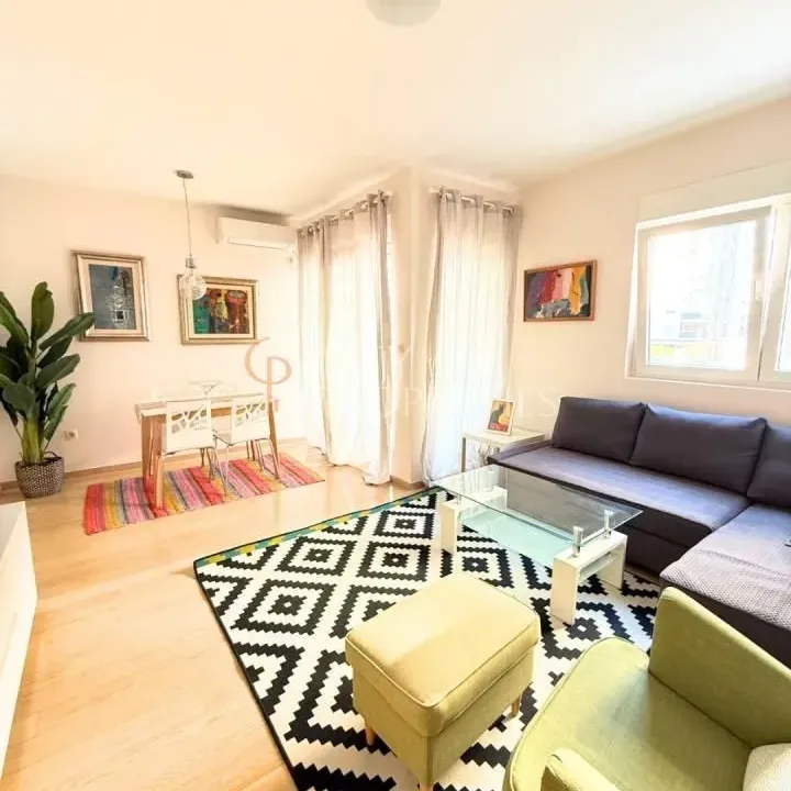 Izdavanje, stan, 53m², City Kvart, Podgorica