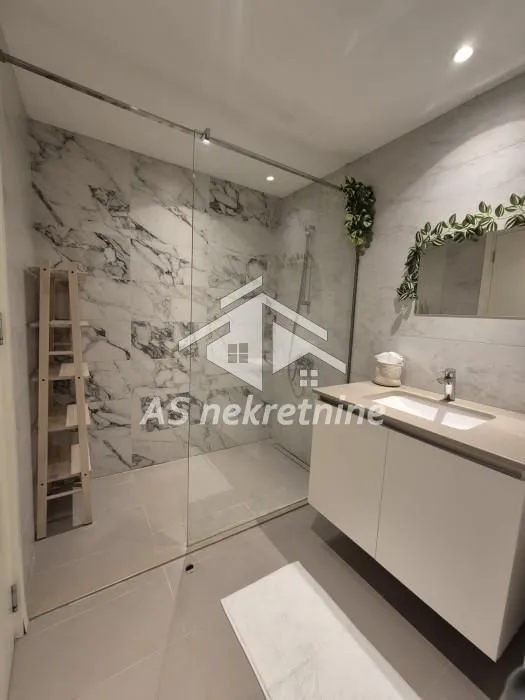 Rent, two bedroom apartment, 57m², Savski Venac, Beograd