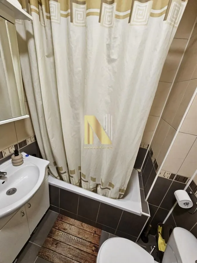 Prodaja, trosoban stan, 68m², Nova Detelinara, Novi Sad Sve Podlokacije