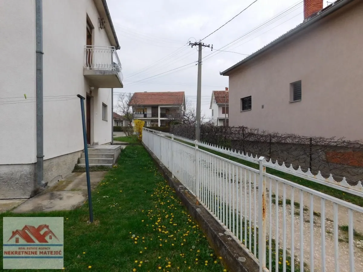 Prodaja, kuća, 200m², Stanovo, Kragujevac