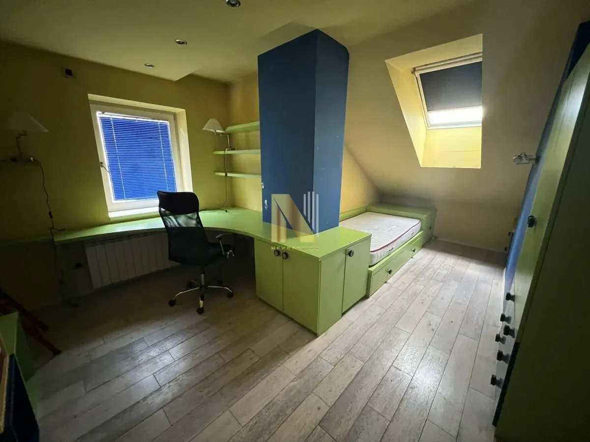 Prodaja, stan, 174m², Bulevar Oslobodjenja, Novi Sad Sve Podlokacije