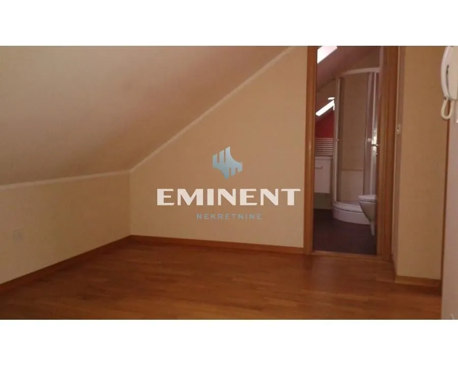 Izdavanje, četvorosoban stan, 115m², Lisičji Potok, Beograd