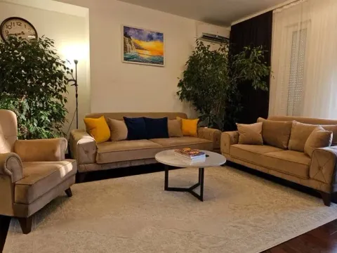 Prodaja, trosoban stan, 151m², Centar, Bar - image 1