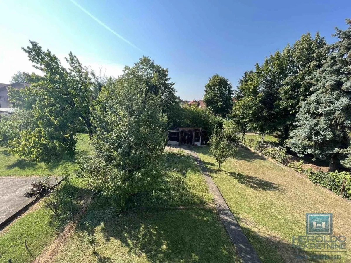 Prodaja, kuća, 353m², Budžino brdo, Jagodina