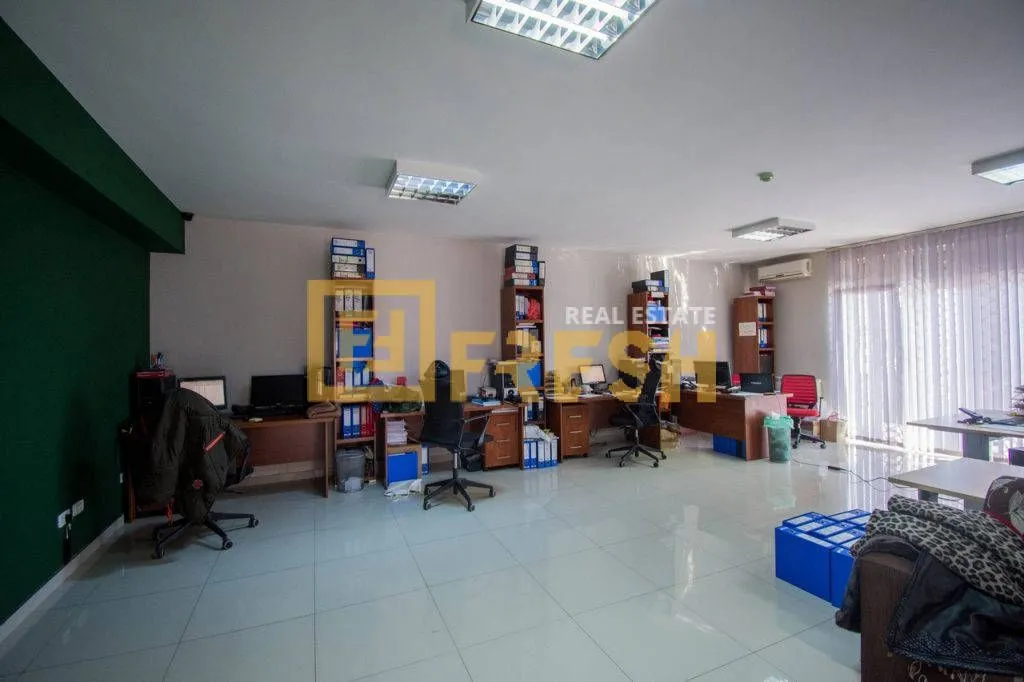 Sale, office space, 280m², Gorica C, Podgorica
