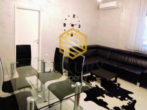 Izdavanje, jednosoban stan, 40m², Momišići, Podgorica - image 5