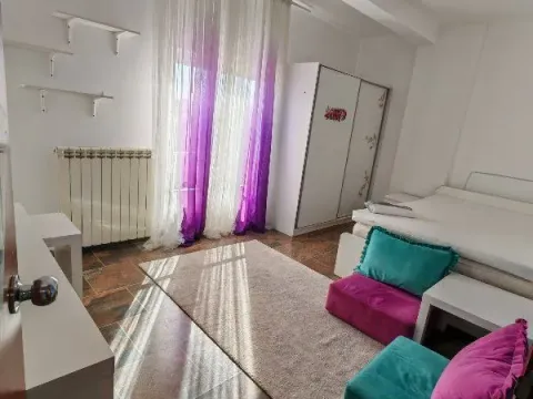 Rent, four bedroom apartment, 120m², Rakovica, Beograd - image 11