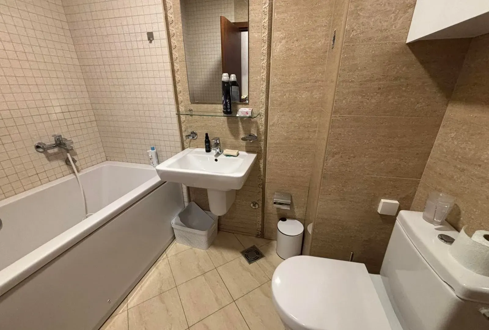 Prodaja, dvosoban stan, 89m², Momišići, Podgorica