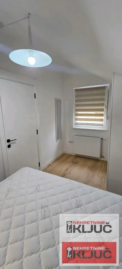 Izdavanje, jednosoban stan, 36m², Centar, Novi Sad