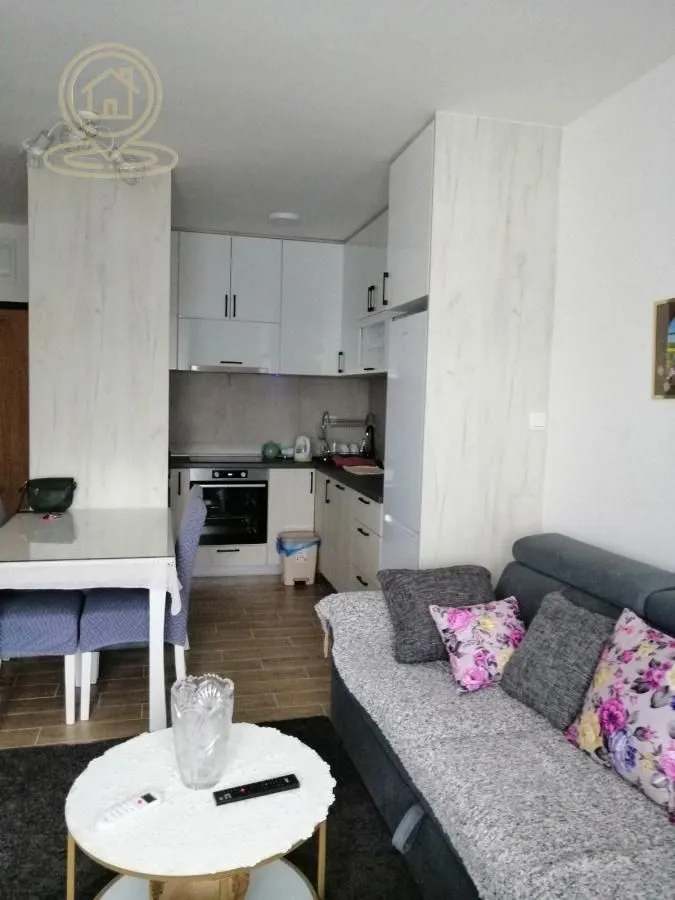 Izdavanje, dvosoban stan, 45m², Telep, Novi Sad Sve Podlokacije