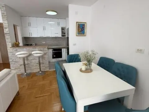 Izdavanje, trosoban stan, 83m², Voždovac Sve Podlokacije, Beograd - image 6
