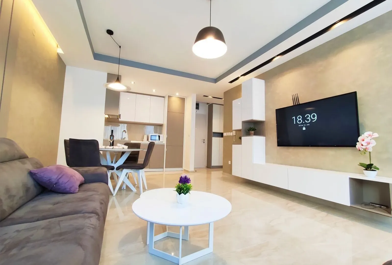 Rent, one bedroom apartment, 46m², Budva, Crna Gora