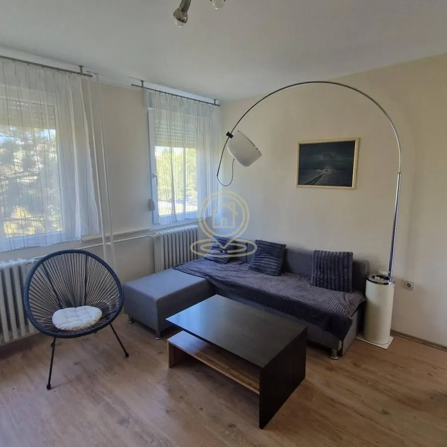 Izdavanje, dvosoban stan, 52m², Liman 4, Novi Sad Sve Podlokacije