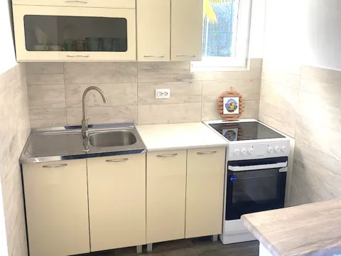 Prodaja, kuća, 105m², Krašići, Tivat - image 11