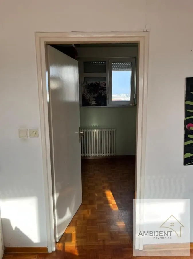 Prodaja, trosoban stan, 57m², Stari Grad, Beograd