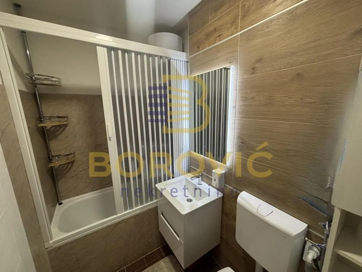 Izdavanje, dvosoban stan, 70m², Novi Beograd Blok 72, Novi Beograd Sve Podlokacije