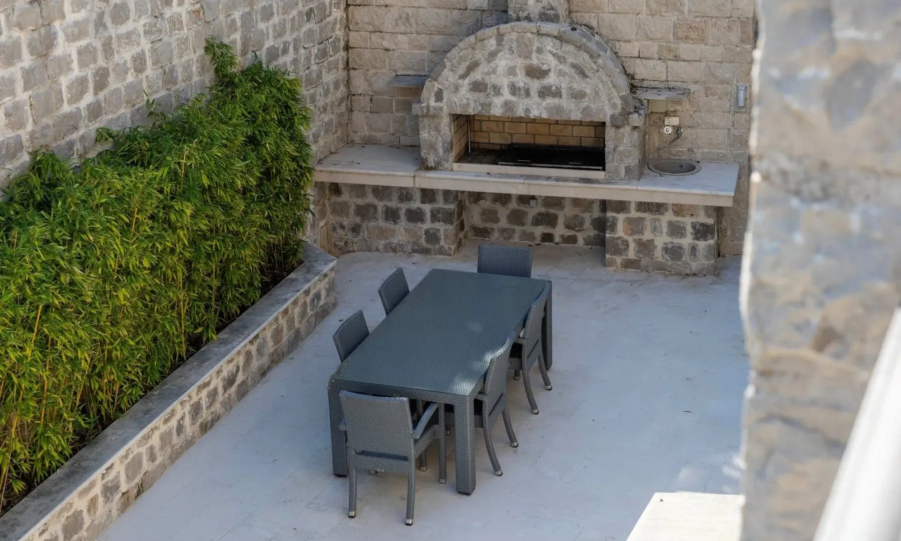Prodaja, ugostiteljski objekat, 731m², Stoliv, Kotor