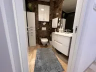 Prodaja, jednosoban stan, 67m², Centar, Budva - image 11