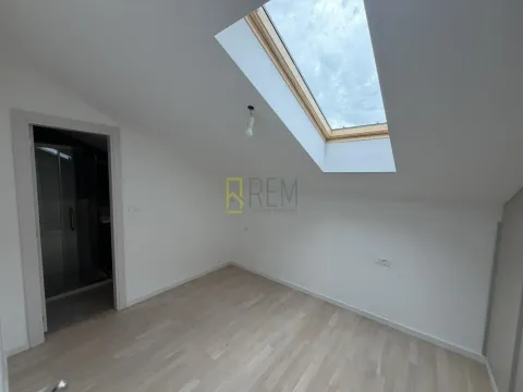 Prodaja, jednosoban stan, 52m², Tološi, Podgorica - image 2