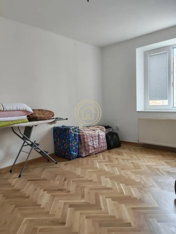 Prodaja, trosoban stan, 66m², Centar, Kragujevac