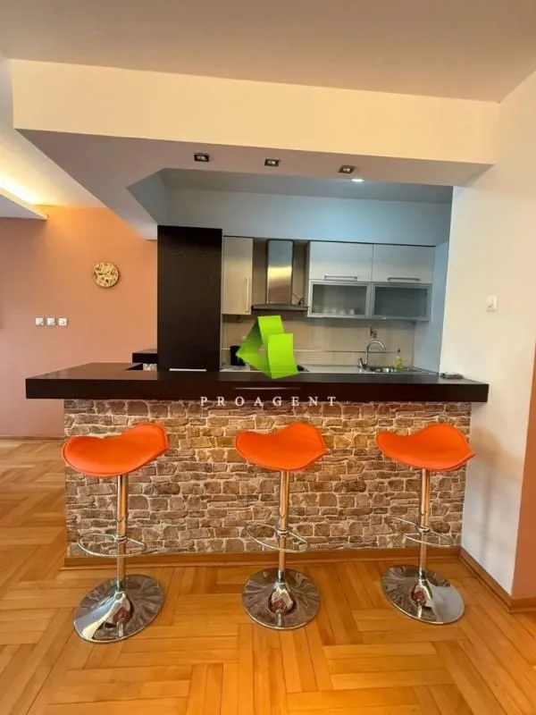 Rent, four bedroom apartment, 115m², Medijana, Niš