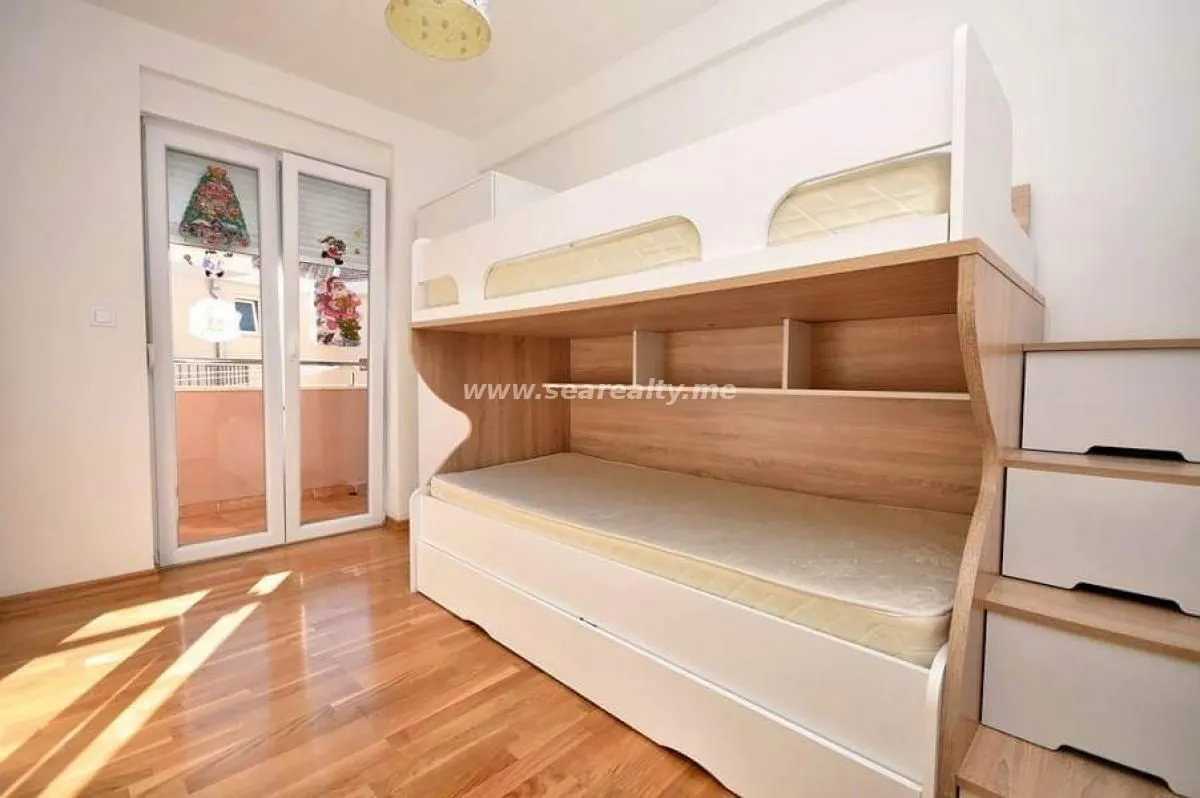 Prodaja, dvosoban stan, 53m², Herceg Novi, Crna Gora