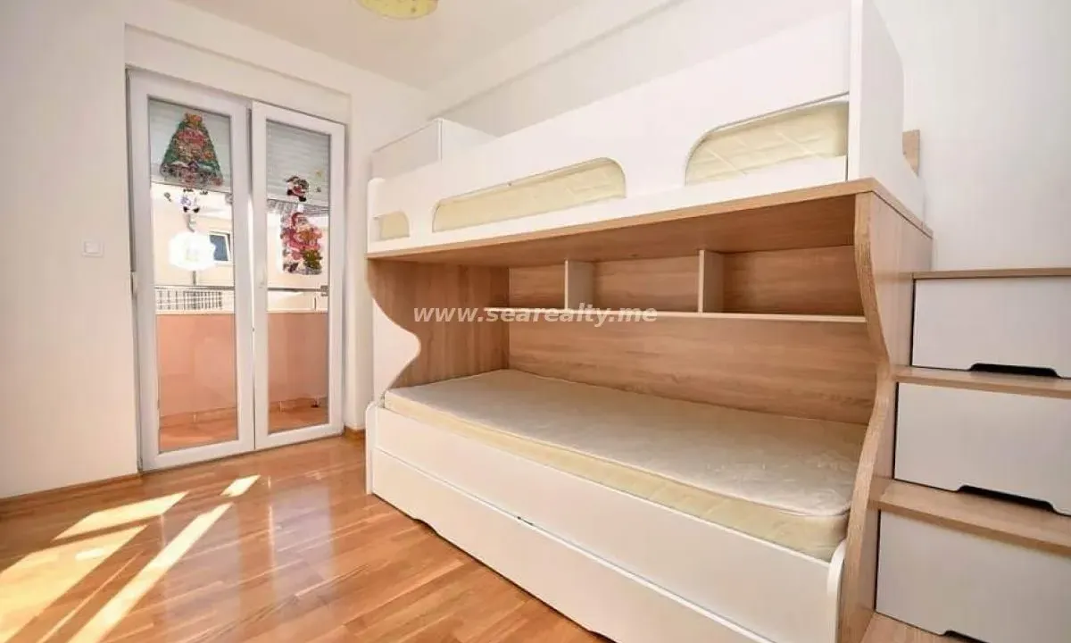 Prodaja, dvosoban stan, 53m², Herceg Novi, Crna Gora