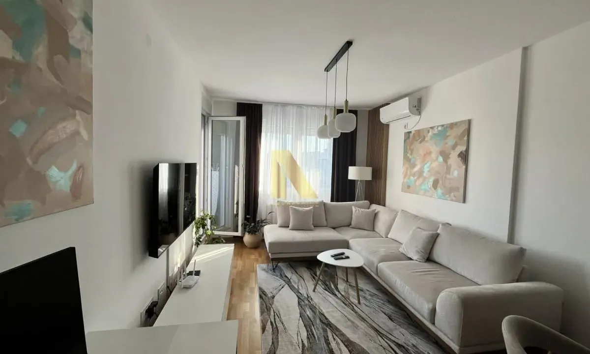 Izdavanje, dvosoban stan, 50m², Avijatičarsko naselje, Novi Sad Sve Podlokacije