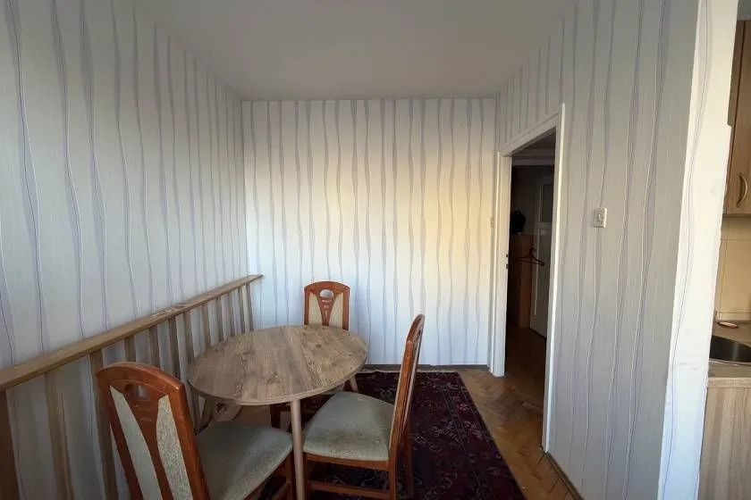 Izdavanje, jednosoban stan, 35m², Savski Venac, Beograd