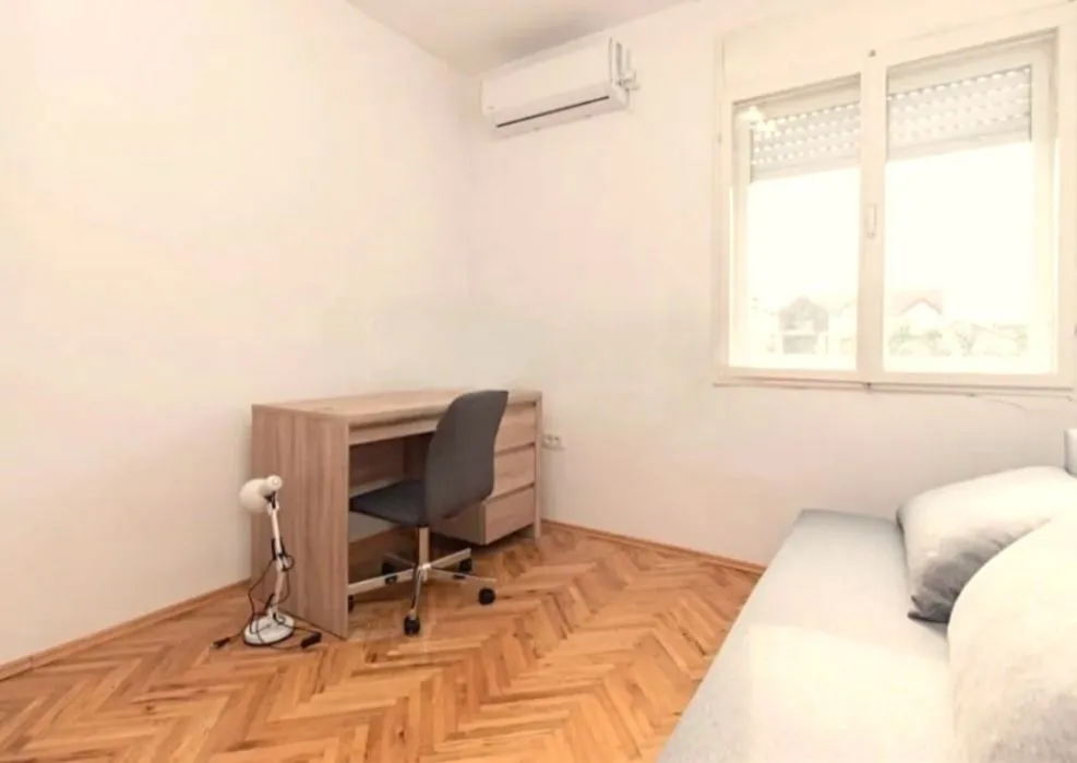 Rent, two bedroom apartment, 108m², Stari Aerodrom, Podgorica