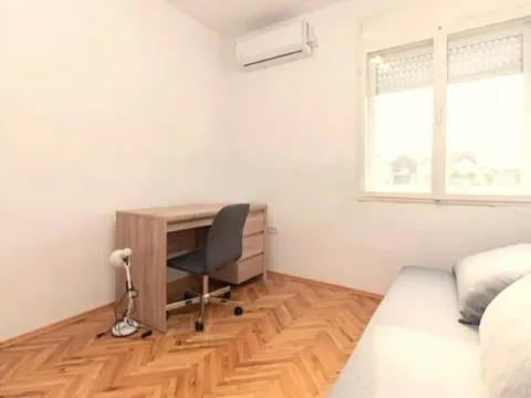 Rent, two bedroom apartment, 108m², Stari Aerodrom, Podgorica - image 6