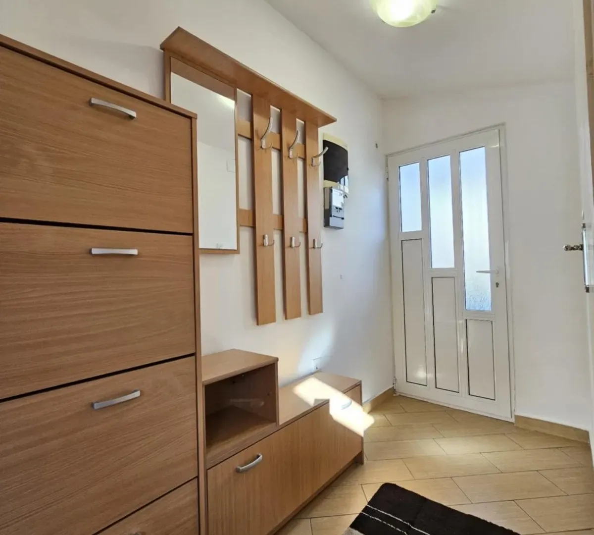 Izdavanje, jednosoban stan, 45m², Seljanovo, Tivat