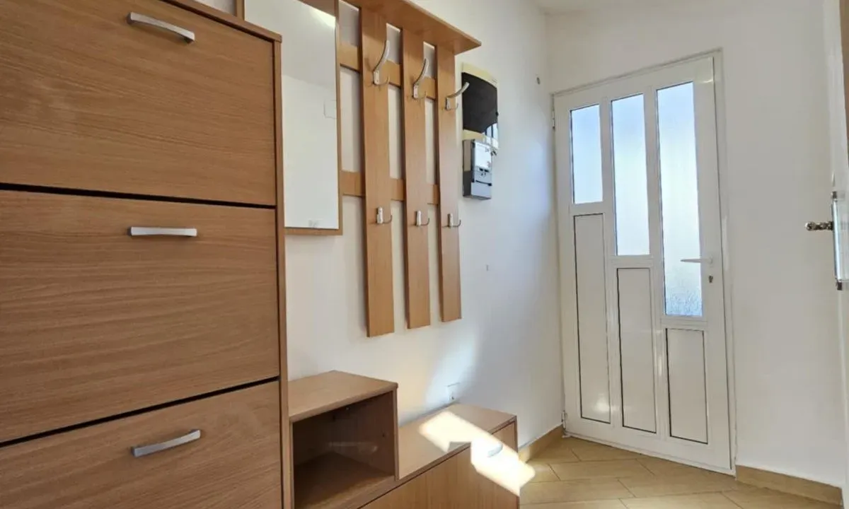Izdavanje, jednosoban stan, 45m², Seljanovo, Tivat