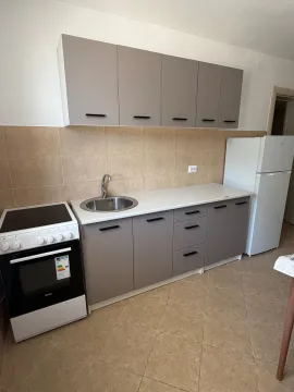 Stan-na-dan, dvosoban stan, 75m², Škaljari, Kotor - image 3