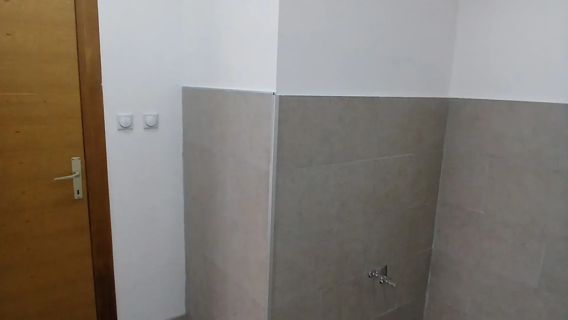 Izdavanje, jednosoban stan, 30m², Medijana, Niš