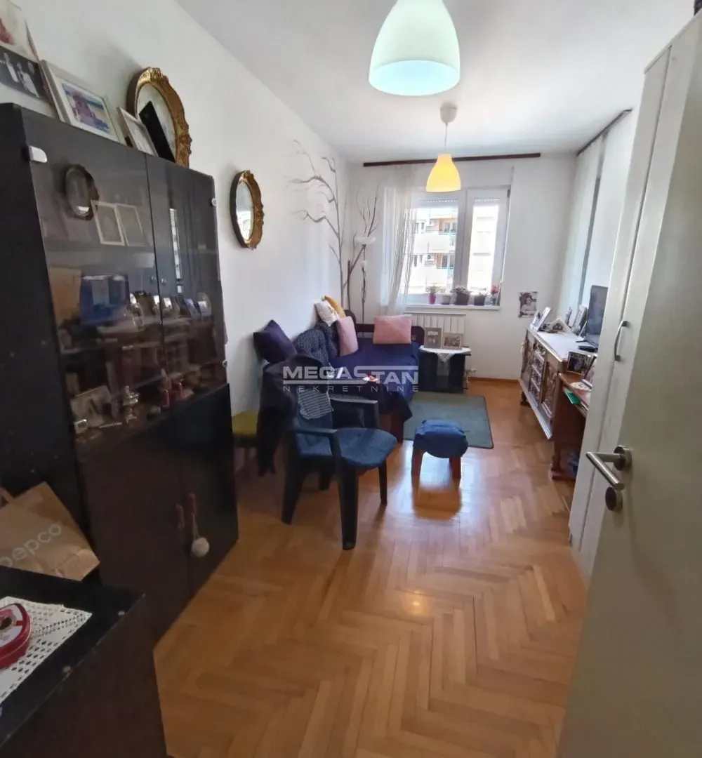 Sale, three bedroom apartment, 84m², Voždovac Sve Podlokacije, Beograd