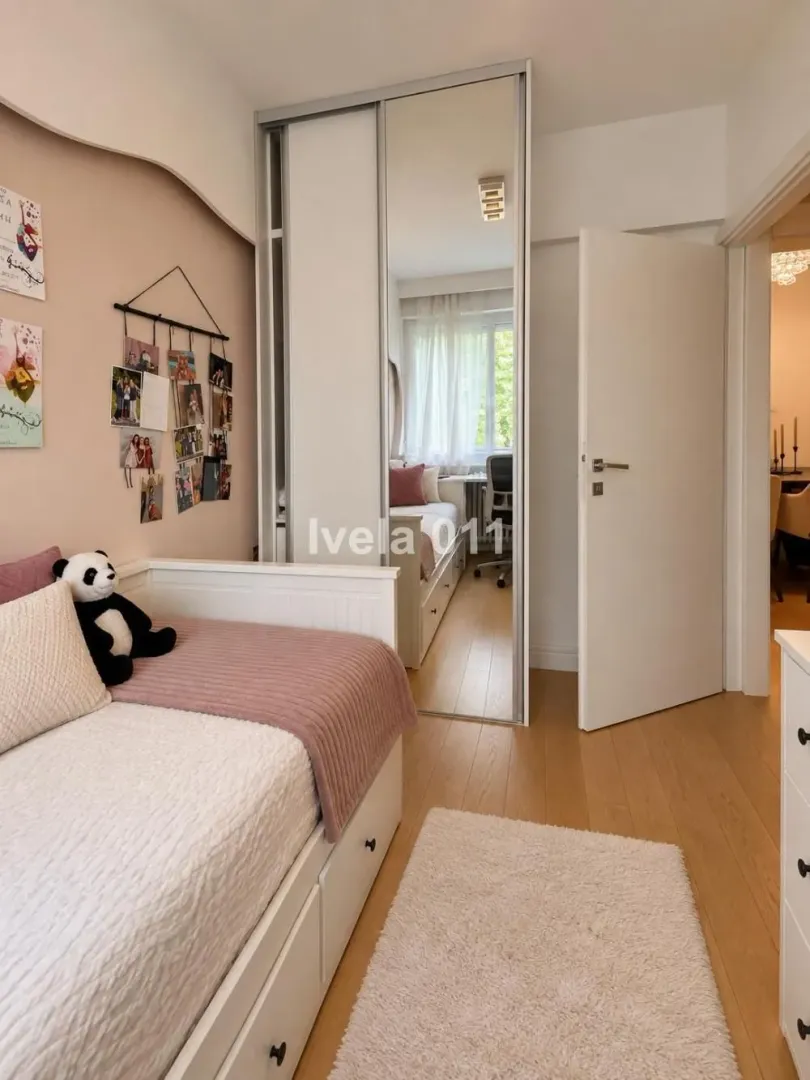 Prodaja, trosoban stan, 94m², Brace Jerković, Voždovac Sve Podlokacije