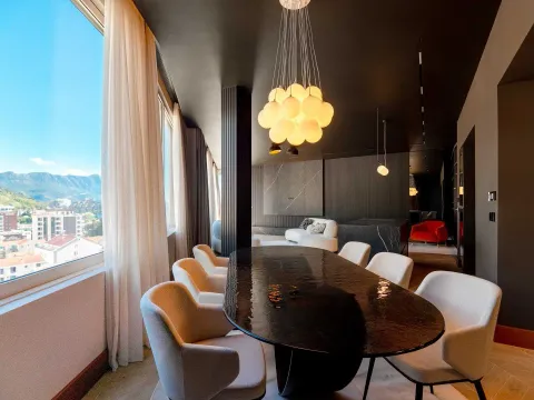 Prodaja, trosoban stan, 450m², Budva, Crna Gora - image 11