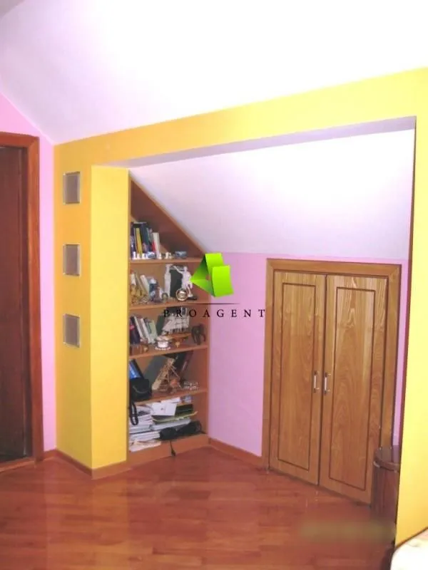 Sale, house, 650m², Crveni Krst, Niš