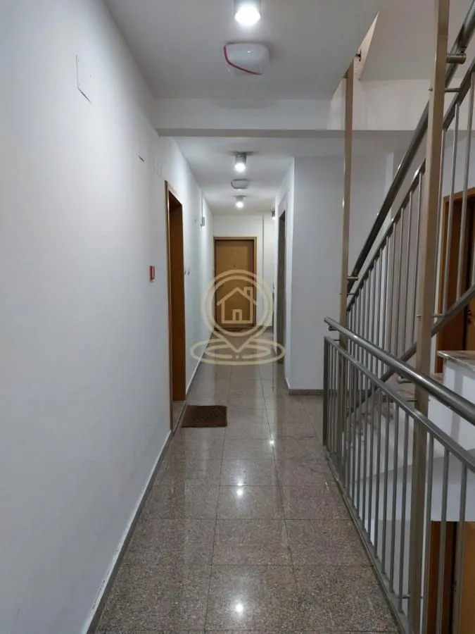 Izdavanje, dvosoban stan, 46m², Centar Sve Podlokacije, Beograd