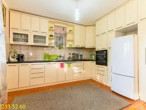 Sale, house, 247m², Palilula Sve Podlokacije, Beograd - image 7