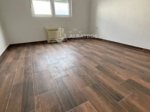 Prodaja, kuća, 250m², Polje, Bar - image 14