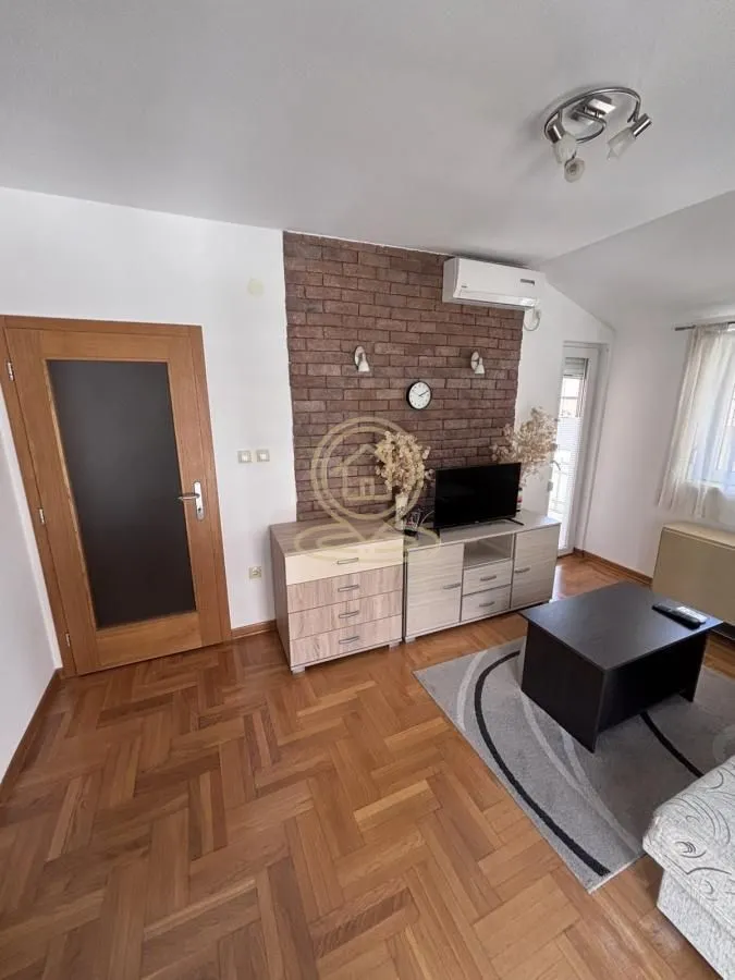 Prodaja, dvosoban stan, 41m², Centar, Vrnjačka Banja