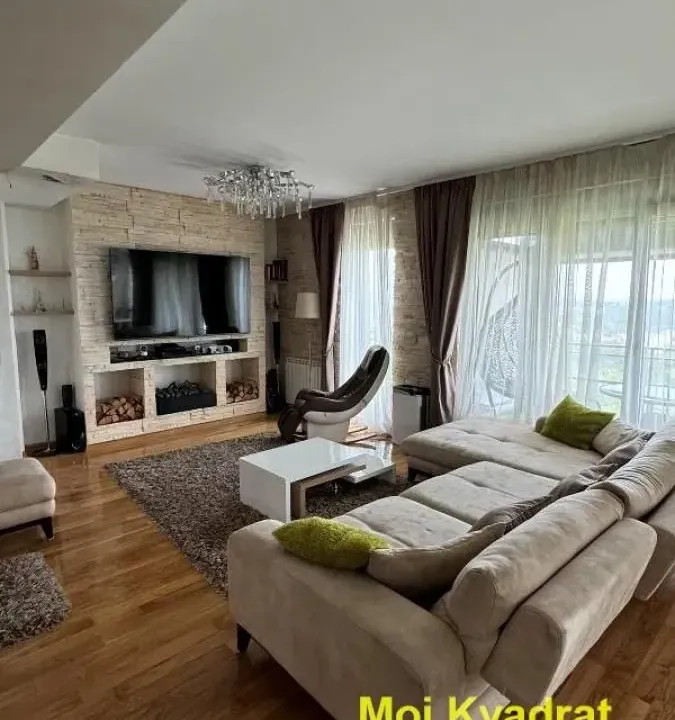 Prodaja, stan, 270m², Skojevsko Naselje, Beograd