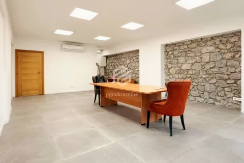 Rent, office space, 120m², Centar, Podgorica - image 2