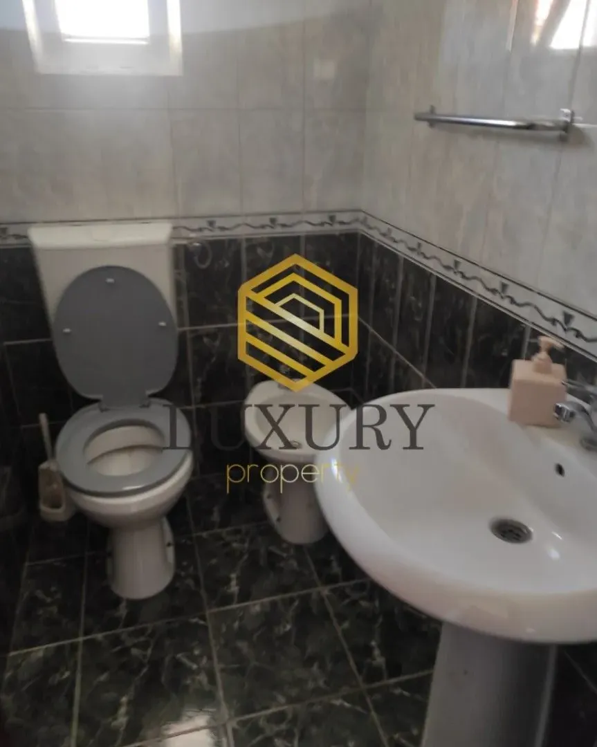 Izdavanje, dvosoban stan, 57m², Gornja Gorica, Podgorica